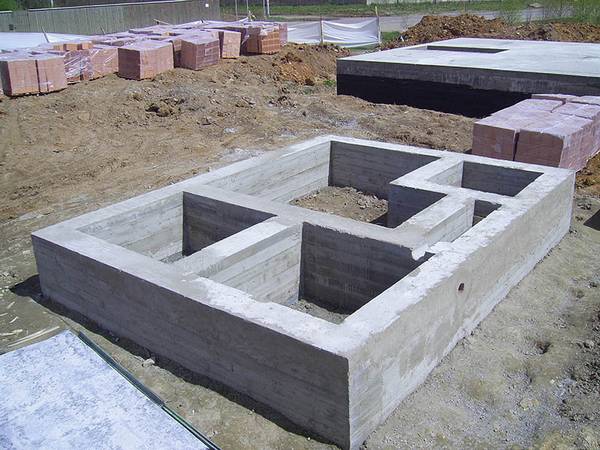 Какой бетон нужен для фундамента дома: нюансы и пояснения - фото